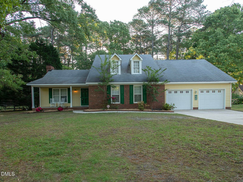 1929 Partridge Ct, Fayetteville, NC 28304