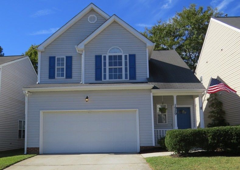 1929 Shadow Glen Dr, Raleigh, NC 27604