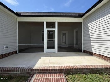 193 Big Pine Rd, Clayton, NC 27520