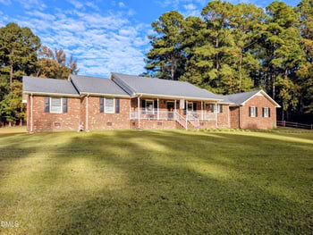 193 Camelia Rd, Benson, NC 27504