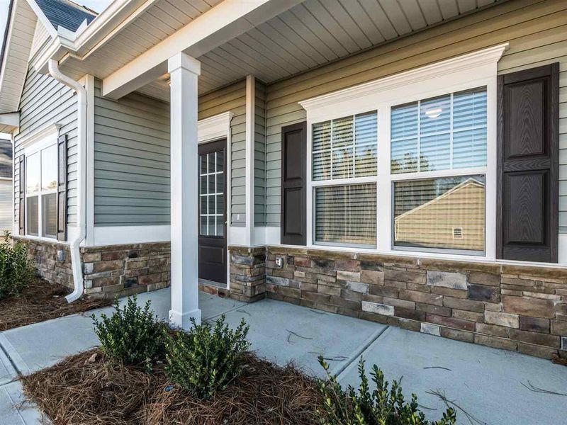 193 Cascade Knoll Dr, Clayton, NC 27527
