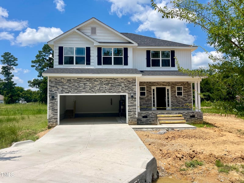 193 Falls Of The Cape Dr, Lillington, NC 27546