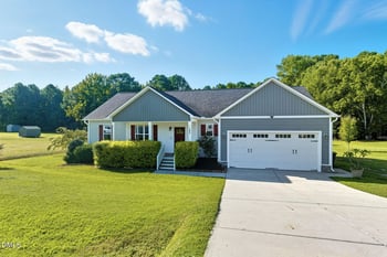 193 Fender Dr, Zebulon, NC 27597