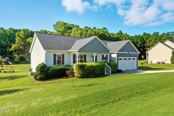193 Fender Dr, Zebulon, NC 27597