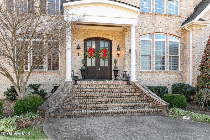 193 Grande Overlook Dr, Clayton, NC 27527