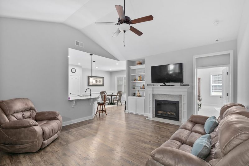 193 Highmeadow Ln, Clayton, NC 27520