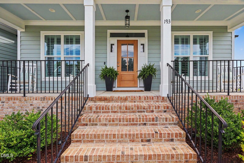 193 Lambert Ln, Fuquay Varina, NC 27526