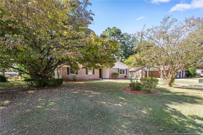 1930 Alder Rd, Fayetteville, NC 28304