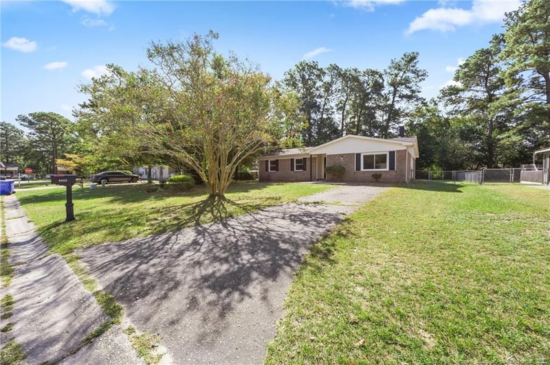 1930 Alder Rd, Fayetteville, NC 28304