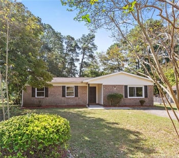 1930 Alder Rd, Fayetteville, NC 28304