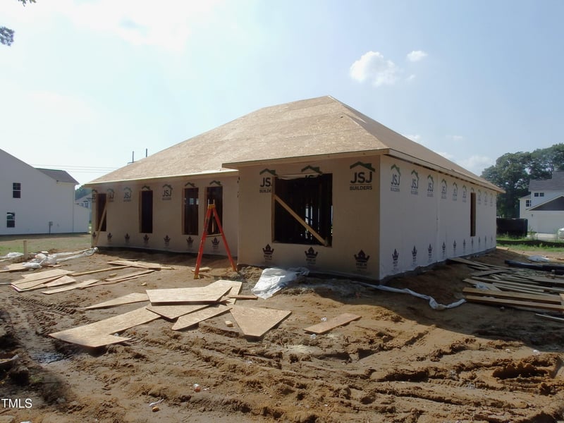 1930 Bulldog Ln (Lot 53), Hope Mills, NC 28348