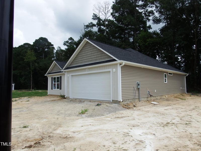 1930 Bulldog Ln (Lot 53), Hope Mills, NC 28348