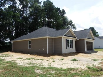 1930 Bulldog Ln, Hope Mills, NC 28348