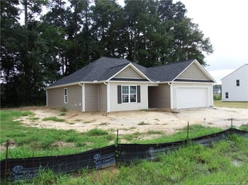 1930 Bulldog Ln, Hope Mills, NC 28348