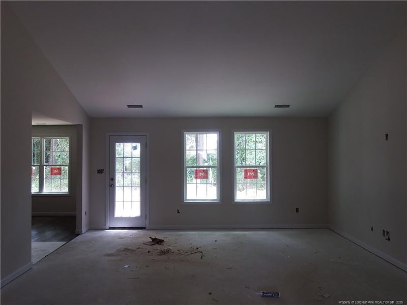 1930 Bulldog Ln, Hope Mills, NC 28348