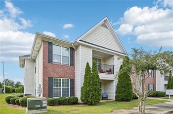 1930 Harcourt Cir #101, Fayetteville, NC 28304
