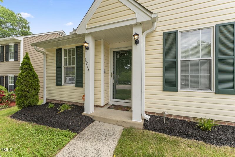 1932 Collier Dr, Durham, NC 27707