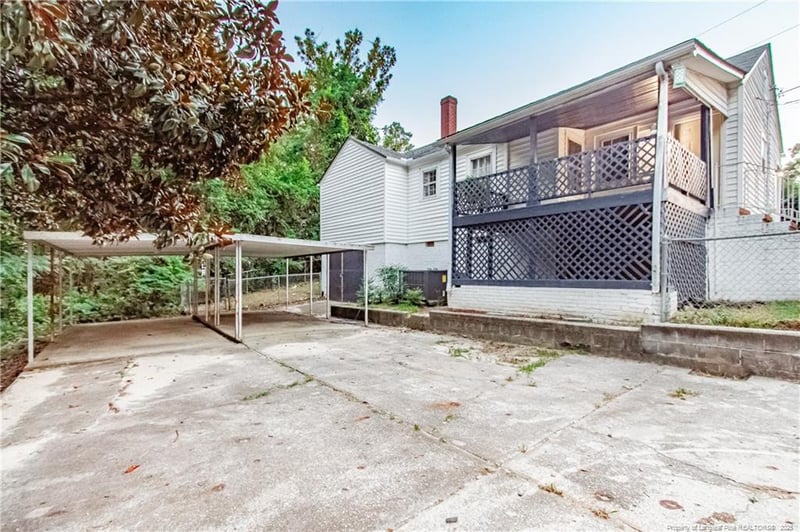 1932 Dogwood St, Fayetteville, NC 28301