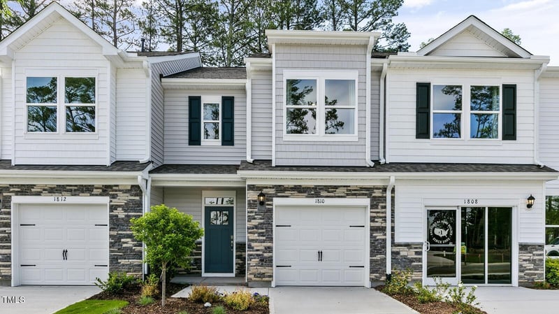 1932 Hinesley Dr, Durham, NC 27703