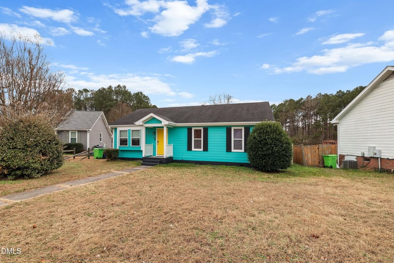 1932 Ranch Mill Cir, Raleigh, NC 27610