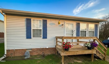 1932 Wood Ave, Burlington, NC 27215