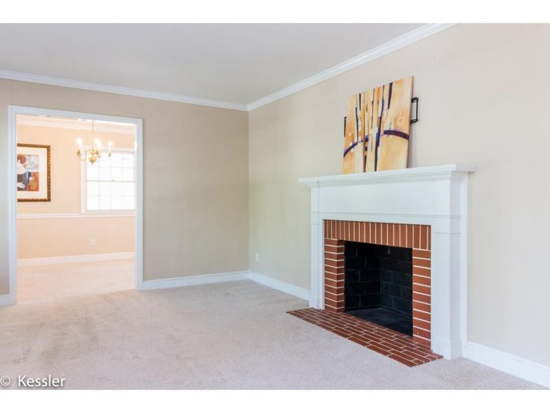 1933 Arbor Dr, Burlington, NC 27215