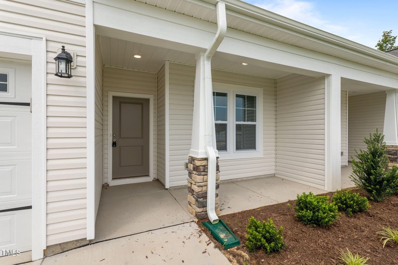 1933 Bluffside Dr, Fayetteville, NC 28312