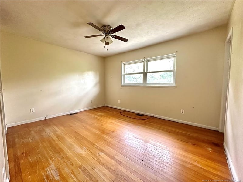 1933 Saint Paul Ave, Fayetteville, NC 28304