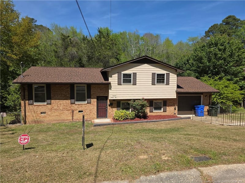 1934 Pearl St, Fayetteville, NC 28303