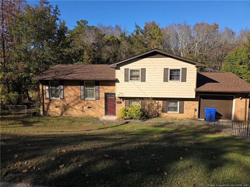 1934 Pearl St, Fayetteville, NC 28303