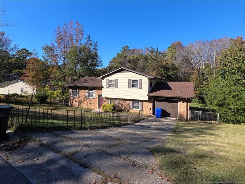 1934 Pearl St, Fayetteville, NC 28303