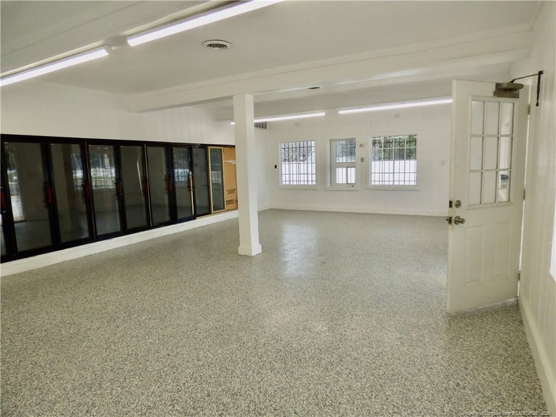 1935 Gillespie St, Fayetteville, NC 28306