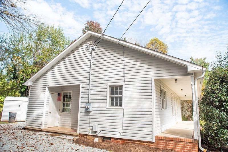 1935 Tucker St, Burlington, NC 27215