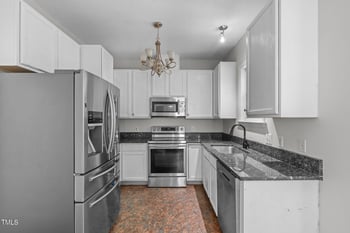 1936 Crag Burn Ln, Raleigh, NC 27604