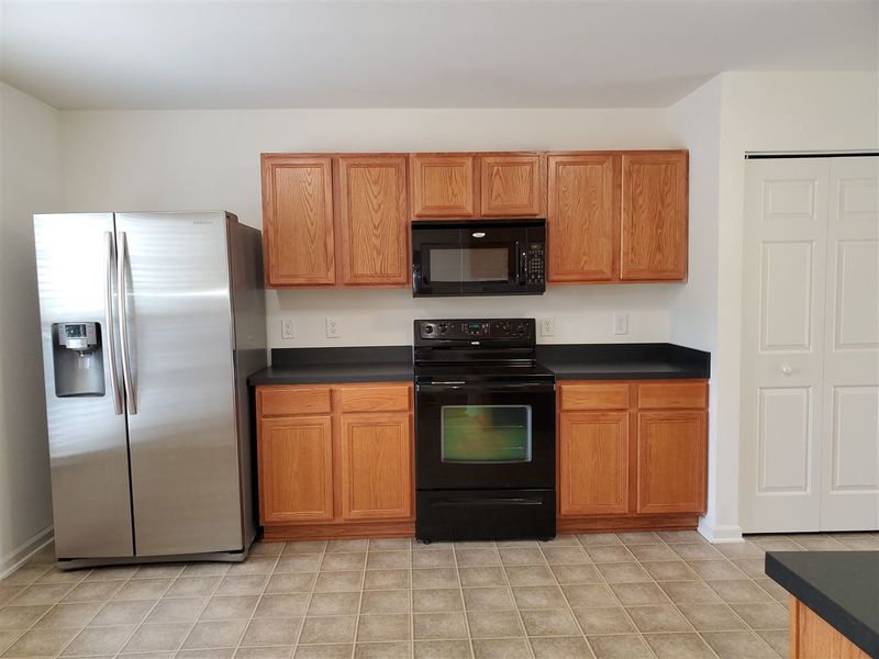 1936 Raj Dr, Durham, NC 27703