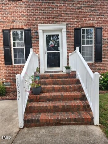 1937 Crag Burn Ln, Raleigh, NC 27604