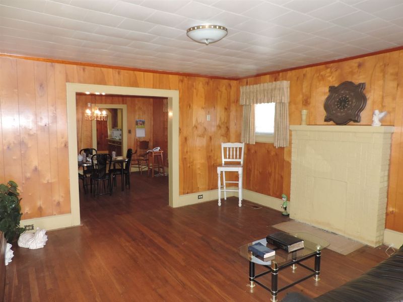 1938 Holloway St, Durham, NC 27703