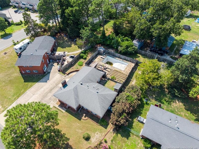 1938 Martindale Dr, Fayetteville, NC 28304