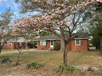 1939 Crestview Dr, Fayetteville, NC 28304