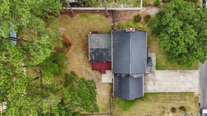 1939 Fairforest Dr, Fayetteville, NC 28304