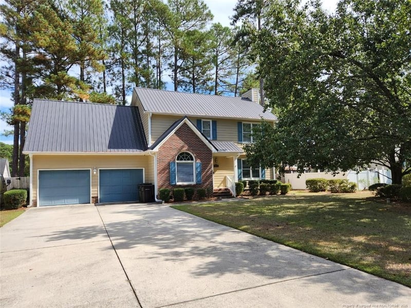 1939 Fairforest Dr, Fayetteville, NC 28304