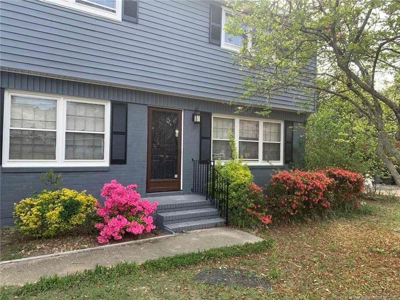 1939 Ireland Dr, Fayetteville, NC 28304