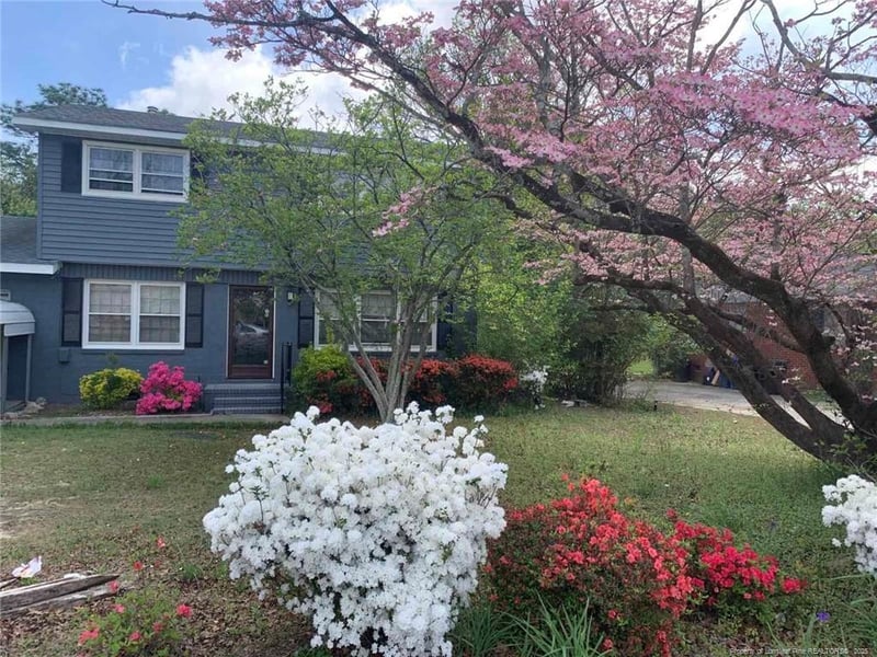 1939 Ireland Dr, Fayetteville, NC 28304