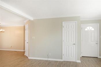 1939 Shiloh Dr, Fayetteville, NC 28304