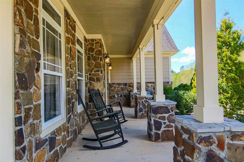 194 Adams Point Dr, Garner, NC 27529