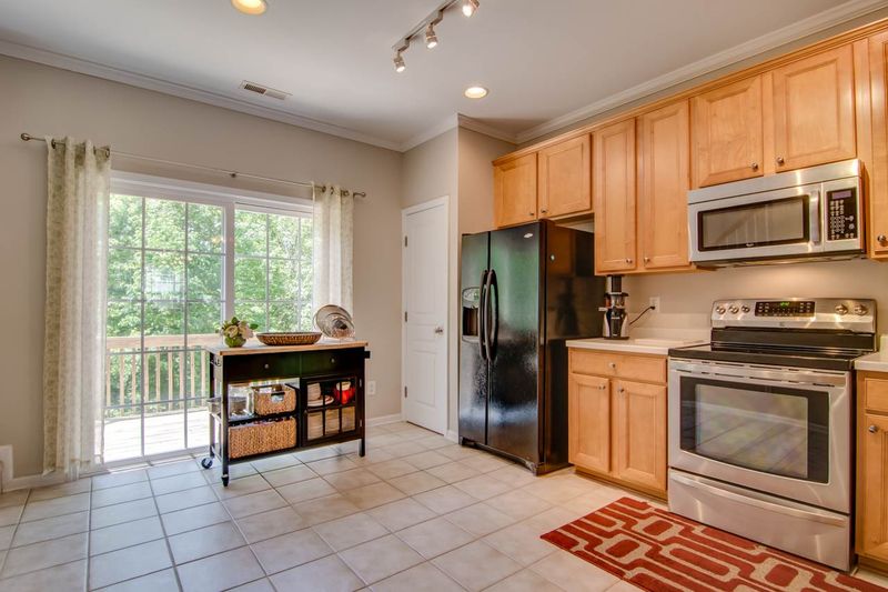 194 Cedar Elm Rd, Durham, NC 27713