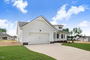 194 Cherrybirch Ln, Zebulon, NC 27597
