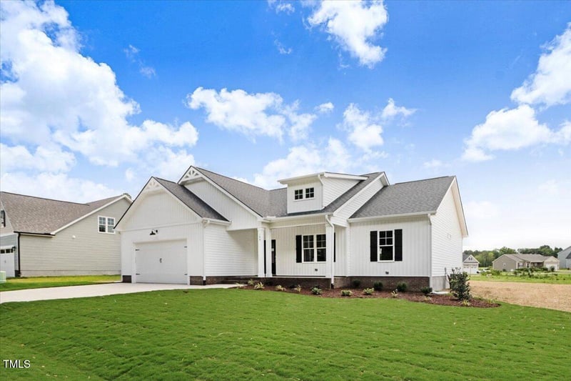 194 Cherrybirch Ln, Zebulon, NC 27597