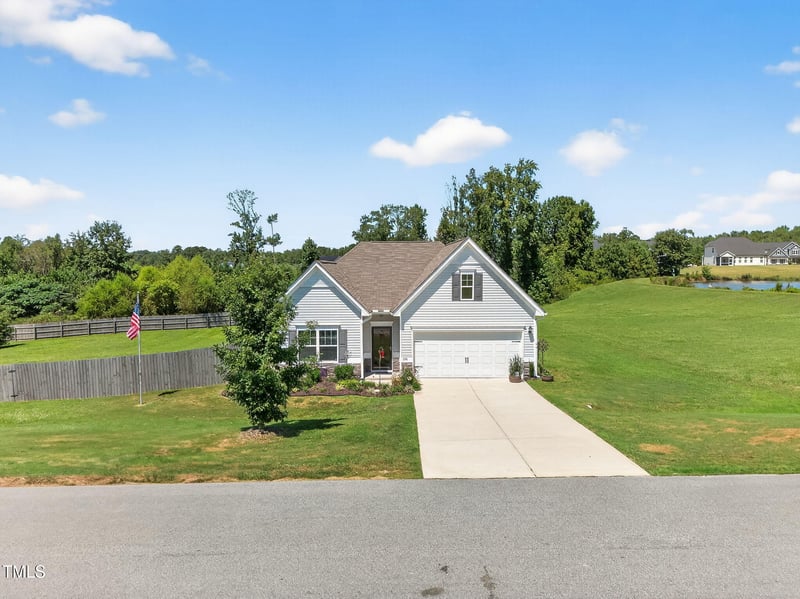194 Fenella Dr, Four Oaks, NC 27524