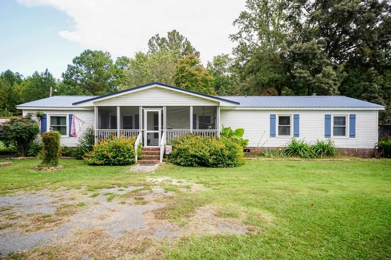 194 E Forest Oaks Dr, Sanford, NC 27330